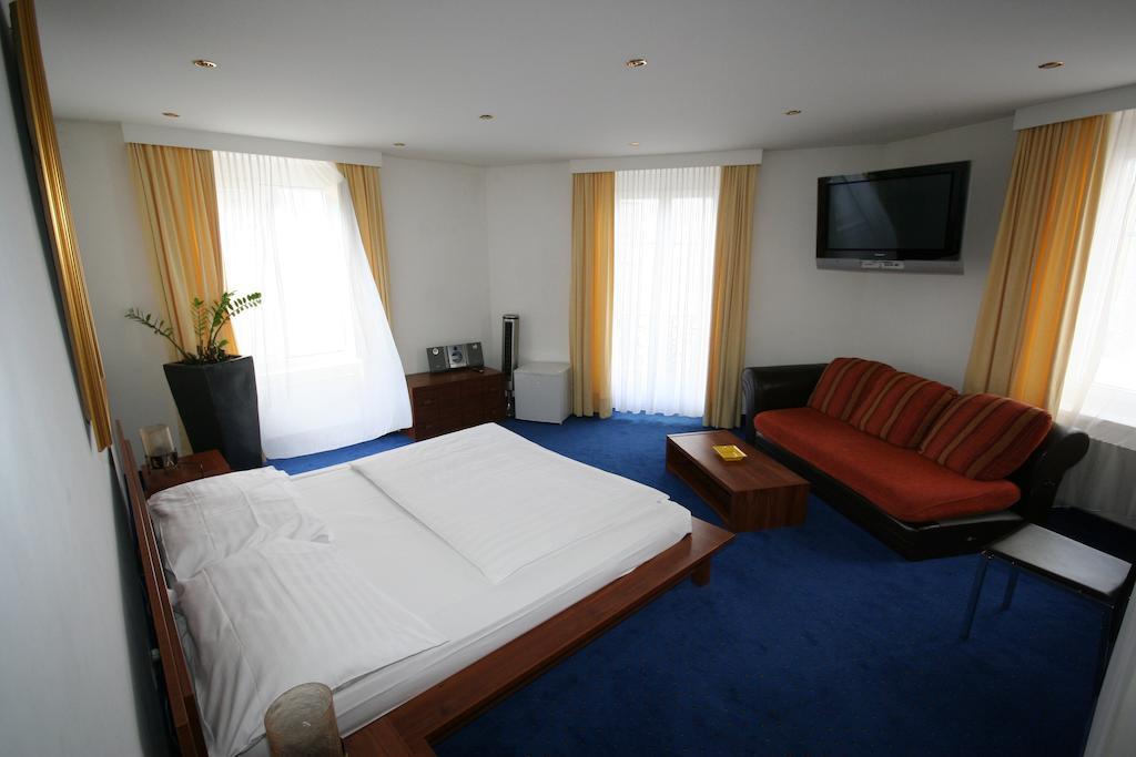 Hotel Regina Zurich Extérieur photo